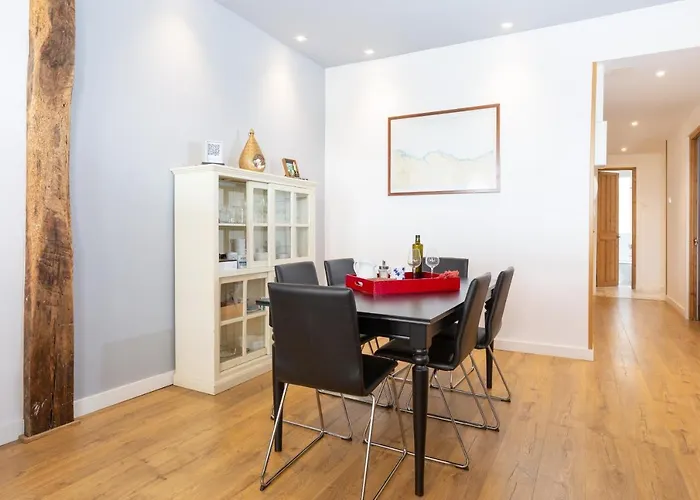 Old Town By Living Apartamento