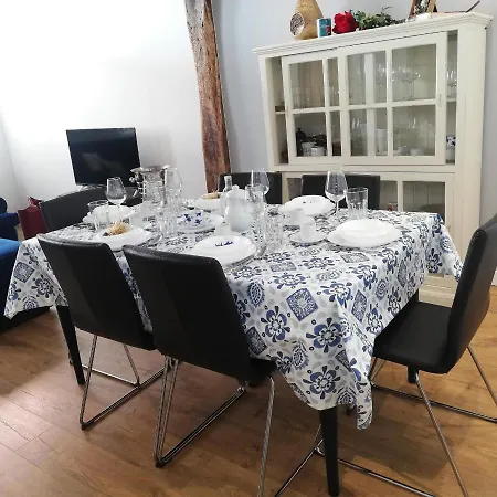 Old Town By Living Apartman *