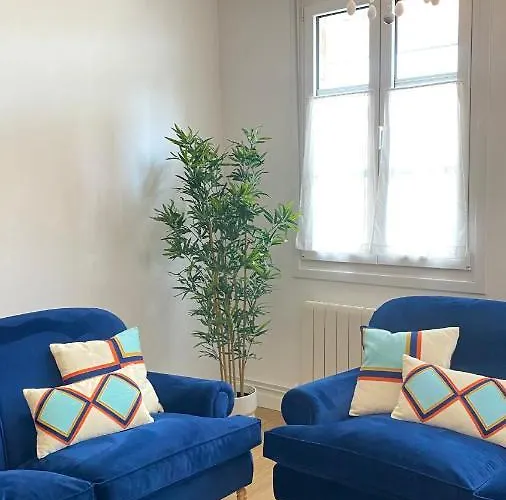 Old Town By Living *