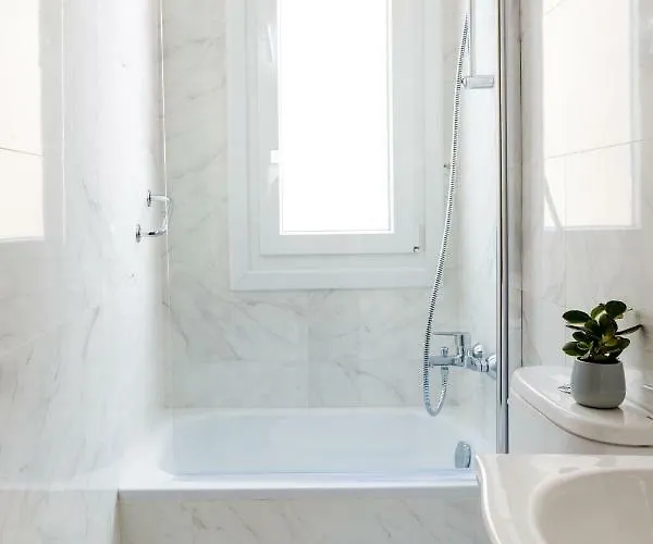 Old Town By Living Апартаменти *